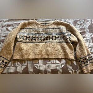 Wild Fable Cream and Black Crewneck Sweater with Geometric Pattern